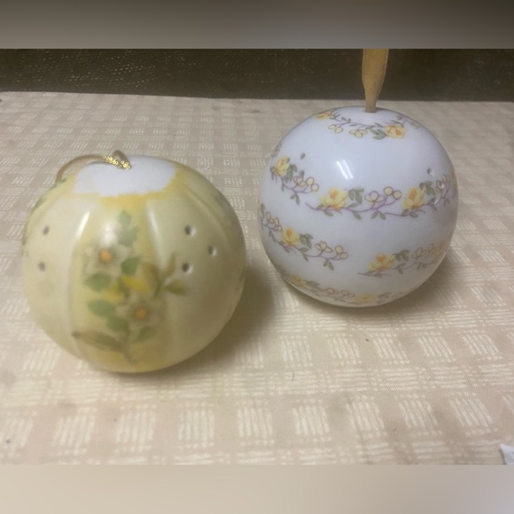 Andre Richard Ball Potpourri Pomander Ornaments - Picture 14 of 16
